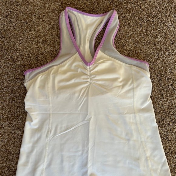 Sofibella Tennis Outfit - Picture 3 of 14